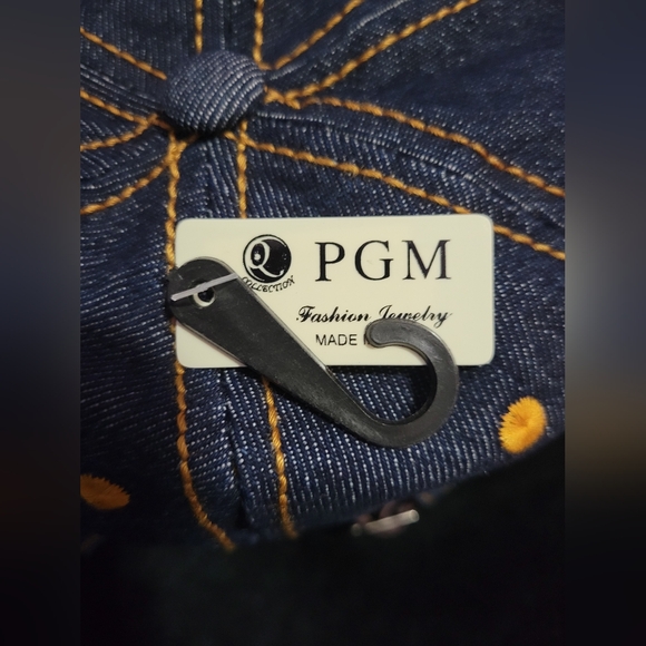 Cap - Picture 2 of 4